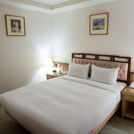 טאויואן Hara Zuru Hotel מראה חיצוני תמונה