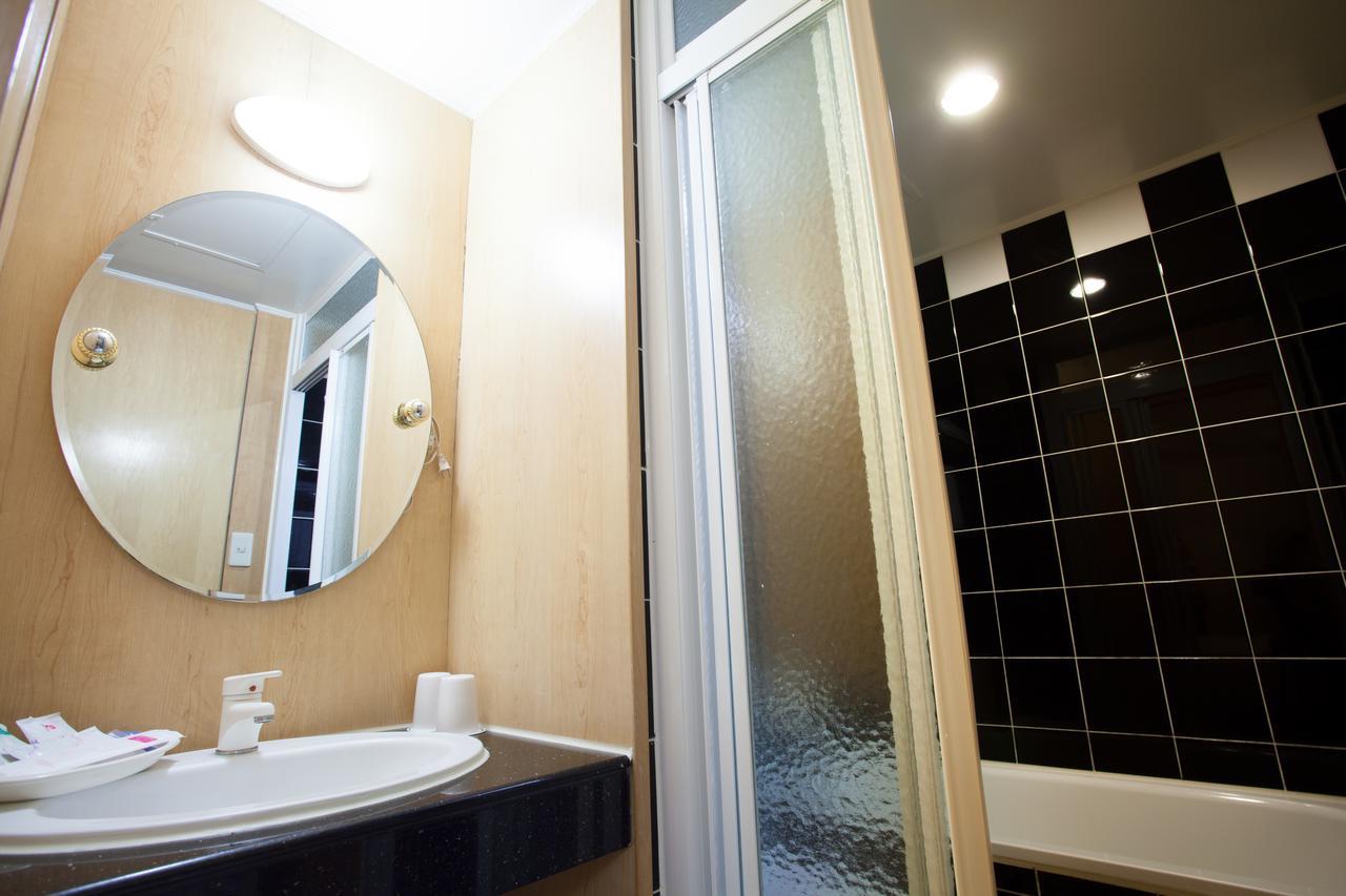 טאויואן Hara Zuru Hotel מראה חיצוני תמונה