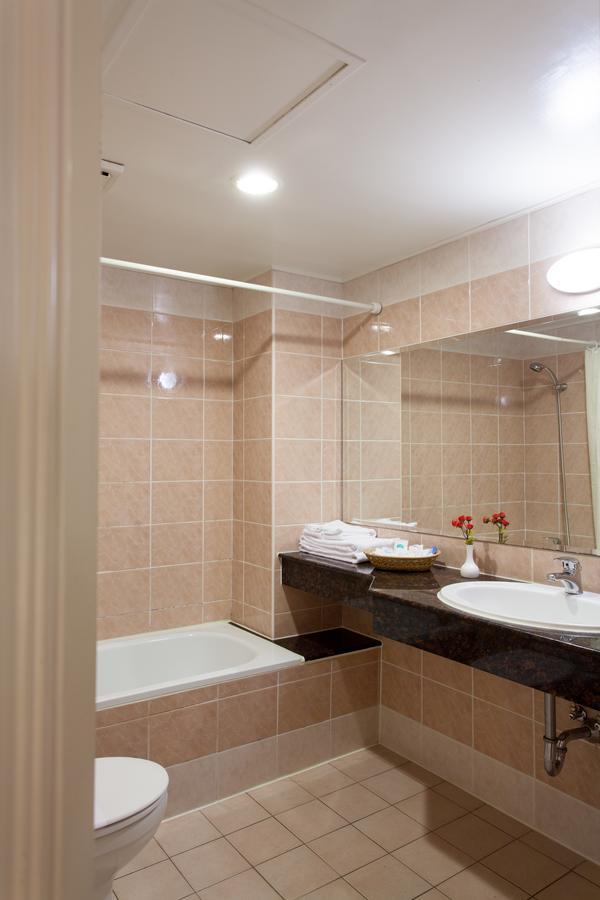 טאויואן Hara Zuru Hotel מראה חיצוני תמונה