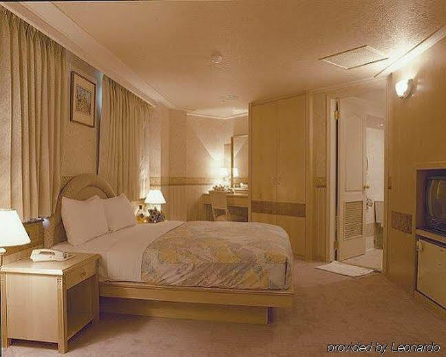 טאויואן Hara Zuru Hotel מראה חיצוני תמונה